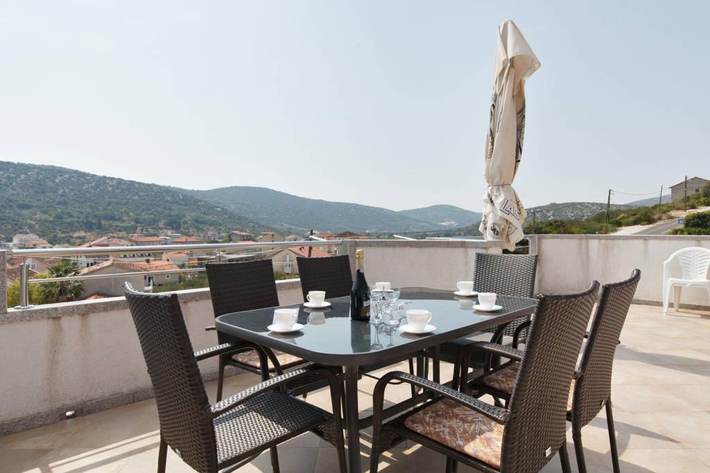 Apartments Sea Star Ivana Marina Exterior photo