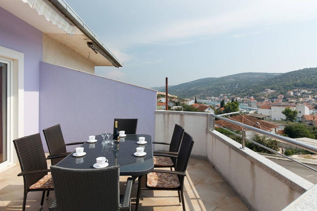 Apartments Sea Star Ivana Marina Exterior photo